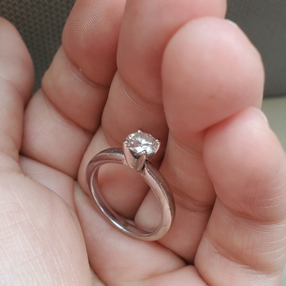 Solstice 14k solid white gold ring with .6  diamond - Picture 4 of 7